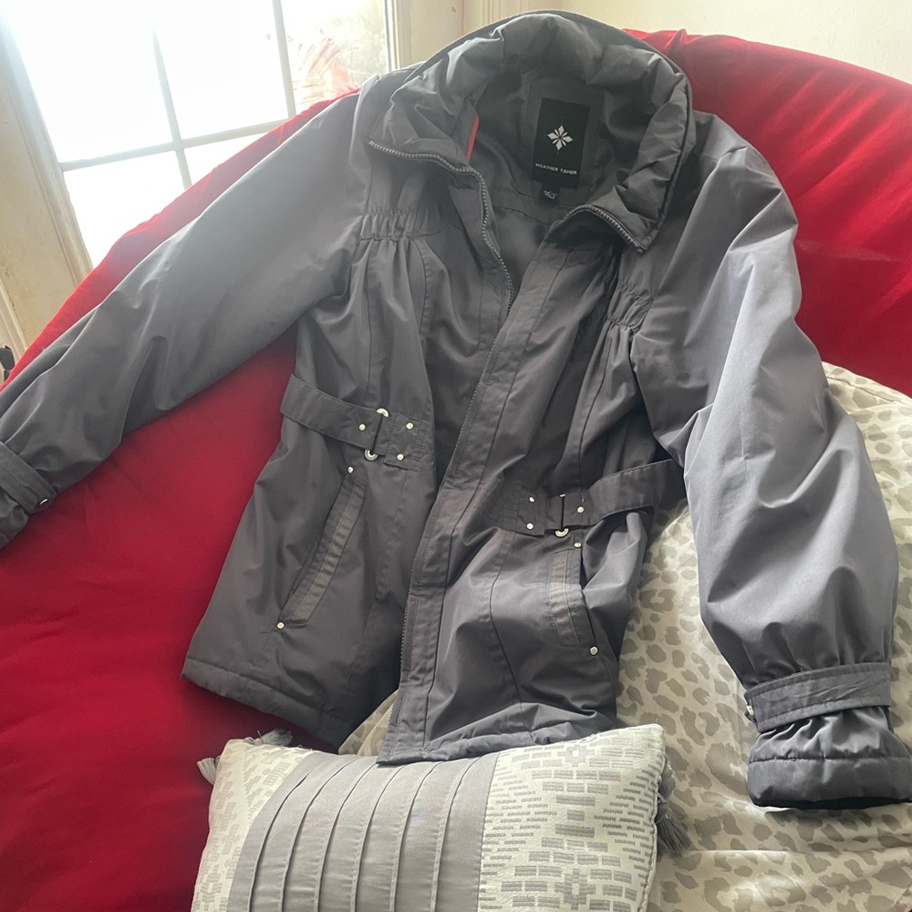 Women’s vintage Weather Tamer grey coat with original red lining